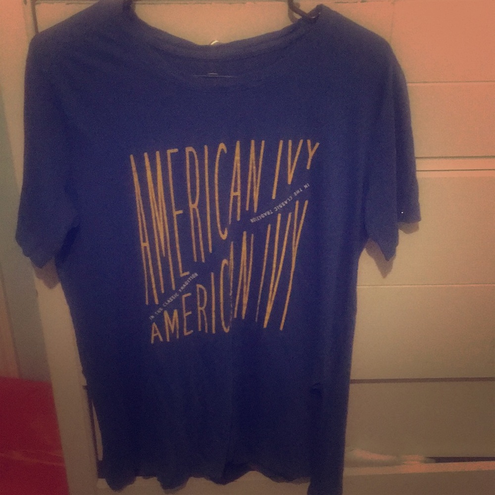 Old Navy shirt! Only worn a couple times!